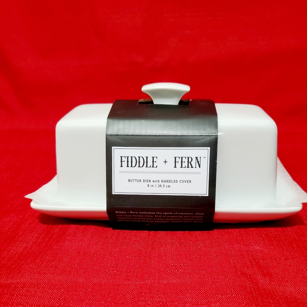 Home Essentials Fiddle and Fern Covered Butter Dis